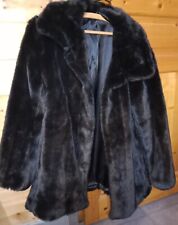 Manteau fourrure synthétique d'occasion  Le Malzieu-Ville