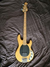 Musicman stingray stingray usato  Spedire a Italy