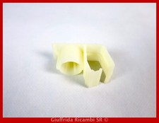 Clip fissaggio tappetini usato  Siracusa