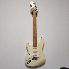 Fender ST72-600L Zurdo Serie J 011740 ¡OWH Embalaje Seguro! segunda mano  Embacar hacia Mexico