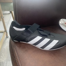 Sapatos, usado comprar usado  Enviando para Brazil
