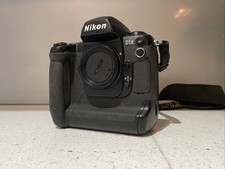 Nikon d1x dslr d'occasion  Expédié en Belgium