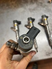 Iniettore 0445110183 diesel usato  Noicattaro
