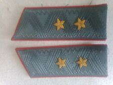 Epaulettes insignes militaire d'occasion  Cosne-Cours-sur-Loire
