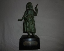 Statue fileuse régule d'occasion Statue fileuse régule d'occasion  Aubevoye