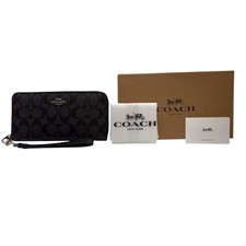 Usado, Carteira redonda autêntica COACH longa com zíper não usada com caixa prata hardware lona cinza FS comprar usado Usado, Carteira redonda autêntica COACH longa com zíper não usada com caixa prata hardware lona cinza FS comprar usado  Enviando para Brazil