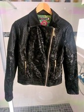 Desigual veste d'occasion  Paris XV