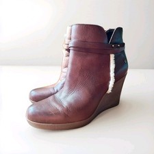 Ugg australia women for sale  Bulverde