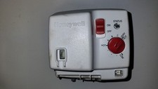 Honeywell water heater for sale  Willowbrook