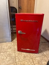 Frigidaire red 4ft for sale  Oakland