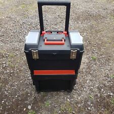 Caja de herramientas negra y decker almacenamiento en el pecho  segunda mano  Embacar hacia Mexico