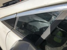 Custode gauche peugeot d'occasion  Cerizay