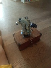 Vendo antico teodolite usato  Montalcino