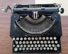 Vintage regent typewriter. for sale  MATLOCK