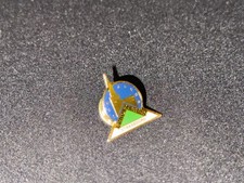 Usado, (Z3) PINS BADGE ENAMEL VINTAGE COLLECTION MAGASIN LEROY MERLIN STRASBOURG comprar usado  Enviando para Brazil