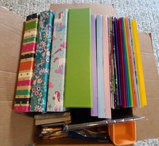 Lote enorme de material escolar, 70 itens adicionais, novos e usados comprar usado  Enviando para Brazil