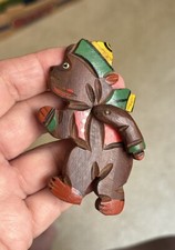 Broche de braço oscilante móvel vintage esculpido à mão década de 1940 pintado em madeira urso de inverno comprar usado  Enviando para Brazil