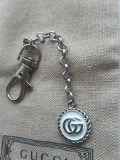 Chaveiro Gucci branco/prata, usado comprar usado Chaveiro Gucci branco/prata, usado comprar usado  Enviando para Brazil