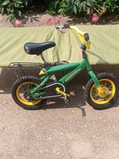 Bicicleta infantil verde média John Deere com rodas de treinamento removíveis – 12ʺ masculina comprar usado  Enviando para Brazil
