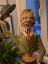 Old carved articulated d'occasion  Expédié en Belgium