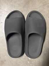 Yeezy slides size for sale  Tampa