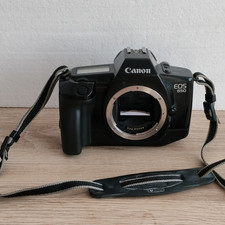 W bardzo dobrym stanie działający CANON EOS 650 35mm Folia lustrzana Korpus aparatu na sprzedaż  PL