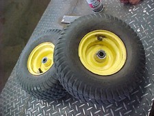 Roda e pneu de aro dianteiro John Deere fabricante de equipamento original 15x6,00-6 AM127303 165 185 LX288 e outros comprar usado  Enviando para Brazil