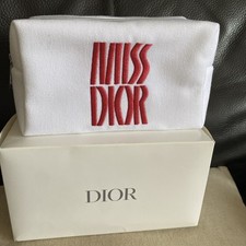 Trousse miss dior d'occasion  Paris XIX