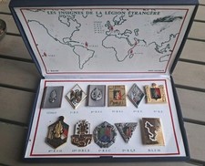 Lot coffret insignes d'occasion  Genlis