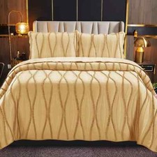 Piece quilted bedspread for sale  BOLTON