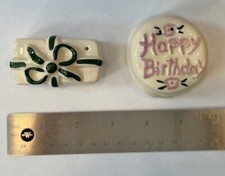 Bolo de aniversário vintage da década de 1950 e presente saleiro e pimenta shakers comprar usado  Enviando para Brazil