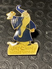 Pin disney home d'occasion Pin disney home d'occasion  Saint-Genis-Pouilly