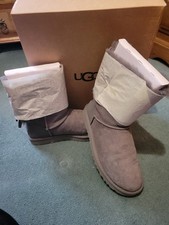 Ugg boots women for sale  CHELMSFORD