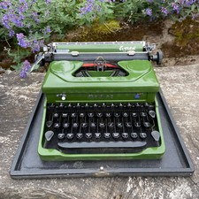 Máquina de escribir italiana Everest Mod 90 vintage con estuche RARA VERDE AÑOS 50 segunda mano  Embacar hacia Mexico