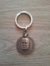 Ancien porte clés d'occasion  Prissé