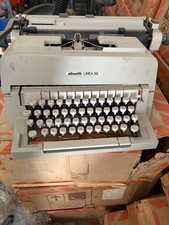 Macchine scrivere olivetti usato  Conversano