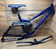 2007 kona stinky d'occasion  Expédié en Belgium