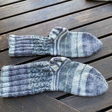 Selbstgestrickte kindersocken gebraucht kaufen  Viersen