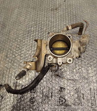 16400p3fg51 corpo farfallato usato  Italia