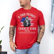 Camiseta Charlie Kirk, True Patriot 1993-2025 Rip Memorial bandeira americana camiseta comprar usado  Enviando para Brazil
