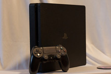 Gratuita playstation slim usato  Uscio