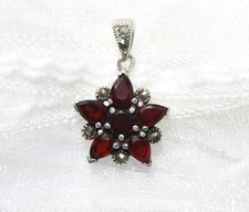 Granat anhänger blume gebraucht kaufen  Weilrod