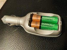 Caricabatterie auto 12v usato  Acquaviva Picena