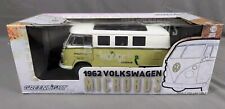 Greenlight 1962 Volkswagen MicroBus Shuttle Space Age Lodge verde fundido 1/18 comprar usado  Enviando para Brazil