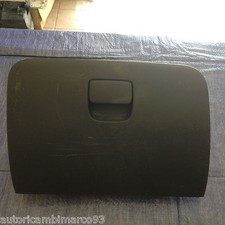 Cassetto vano portaoggetti usato  Massa di Somma