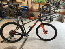 Pivot les size for sale  Speculator