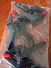 Med. plastic spring for sale  LEEK