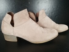 Clarks collection size for sale  Munford