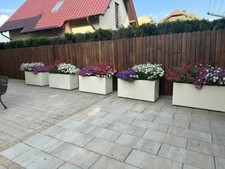 Używany, donice termoizolacyjne wykonane w całości ręcznie o wymiarach 80x40x55h  na sprzedaż  PL