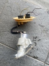 Pompe réservoir carburant d'occasion  Viarmes